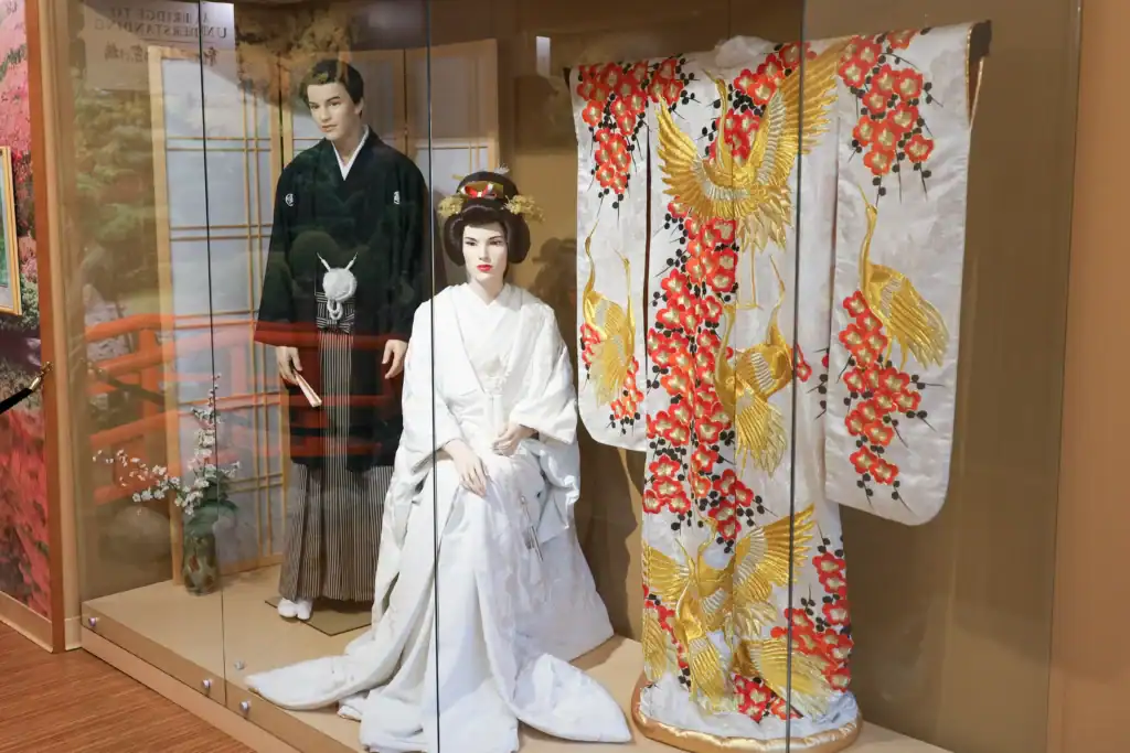 The Mishawaka Library Shiojiri Room display of traditional Japanese wedding attire.